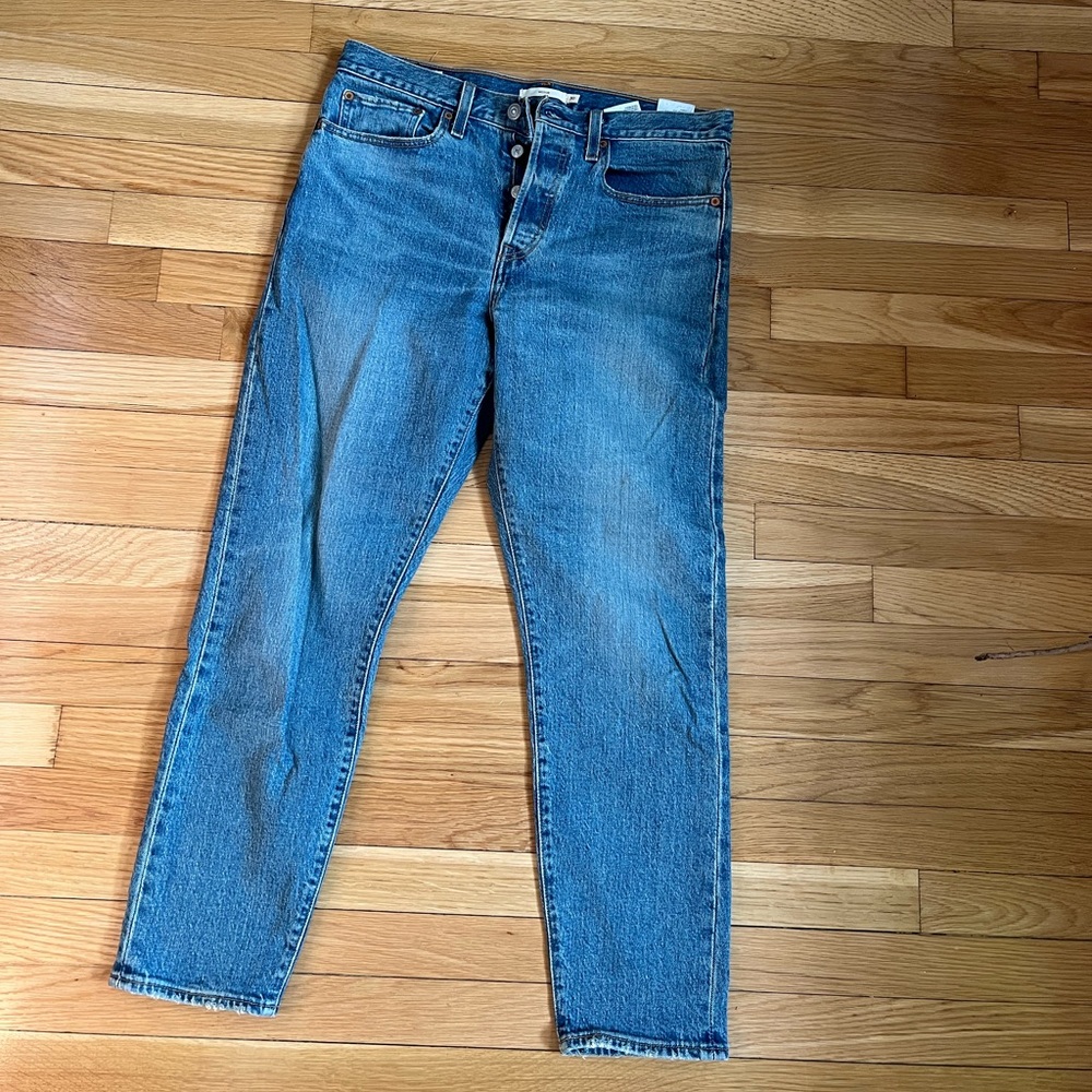 Levi straight wedgie jeans